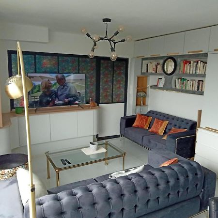 Liege Centre Mediacite Appartement Possible Parking Terrasse Immense 8Eme Pour 2 Personnes エクステリア 写真