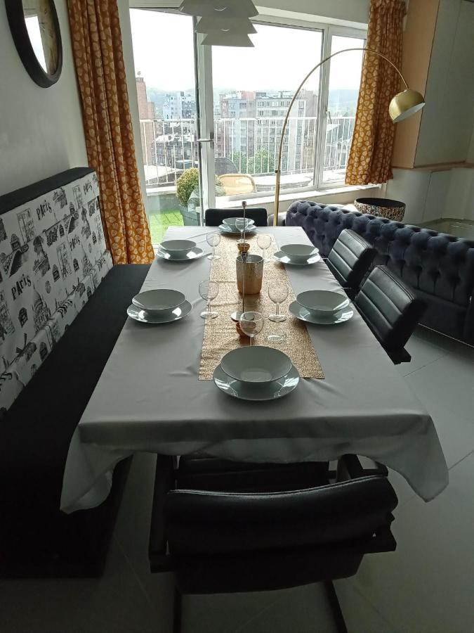 Liege Centre Mediacite Appartement Possible Parking Terrasse Immense 8Eme Pour 2 Personnes エクステリア 写真